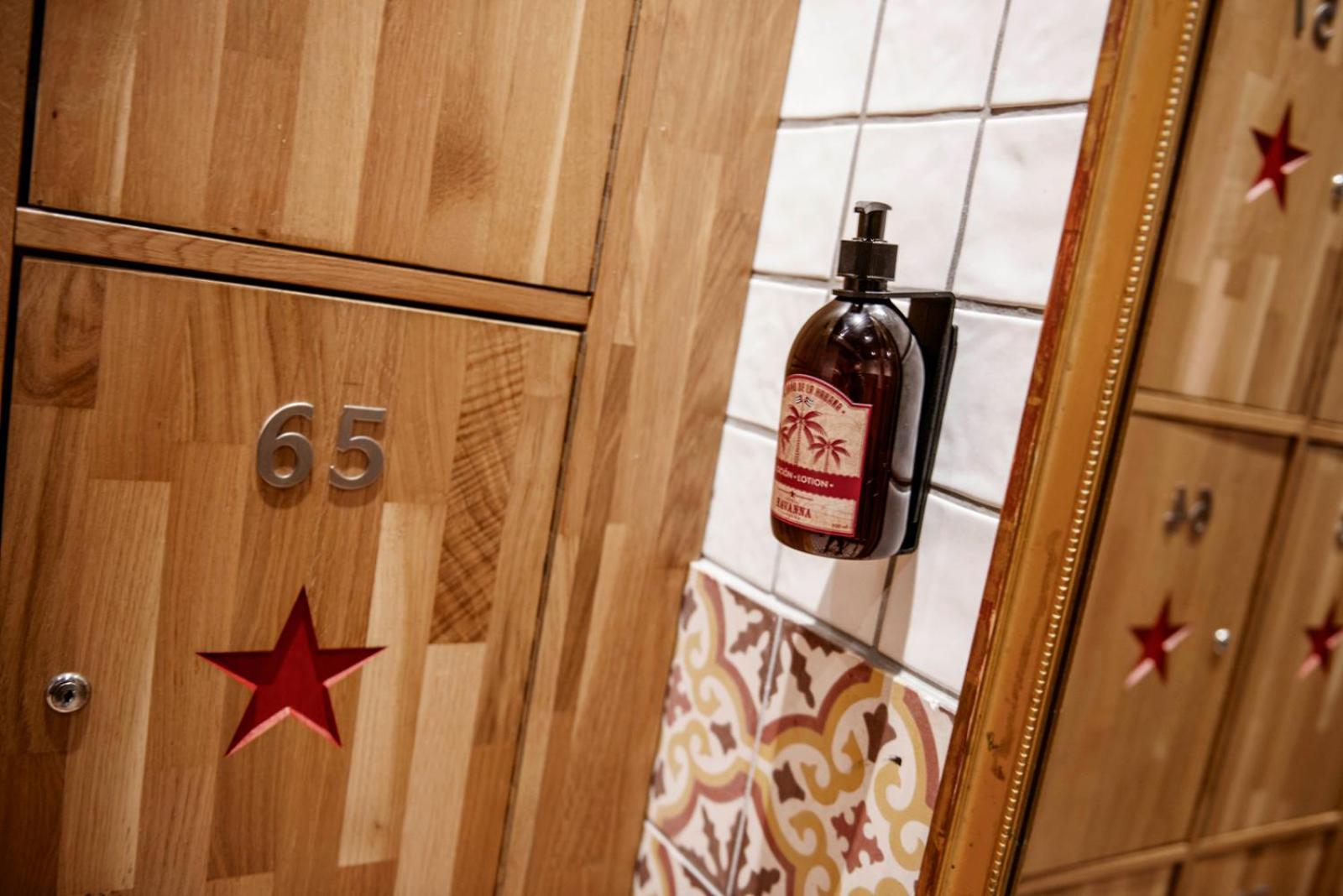 Hotell Havanna Варберг Экстерьер фото